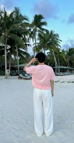 City Off Domes Red Alert Pink T-shirt