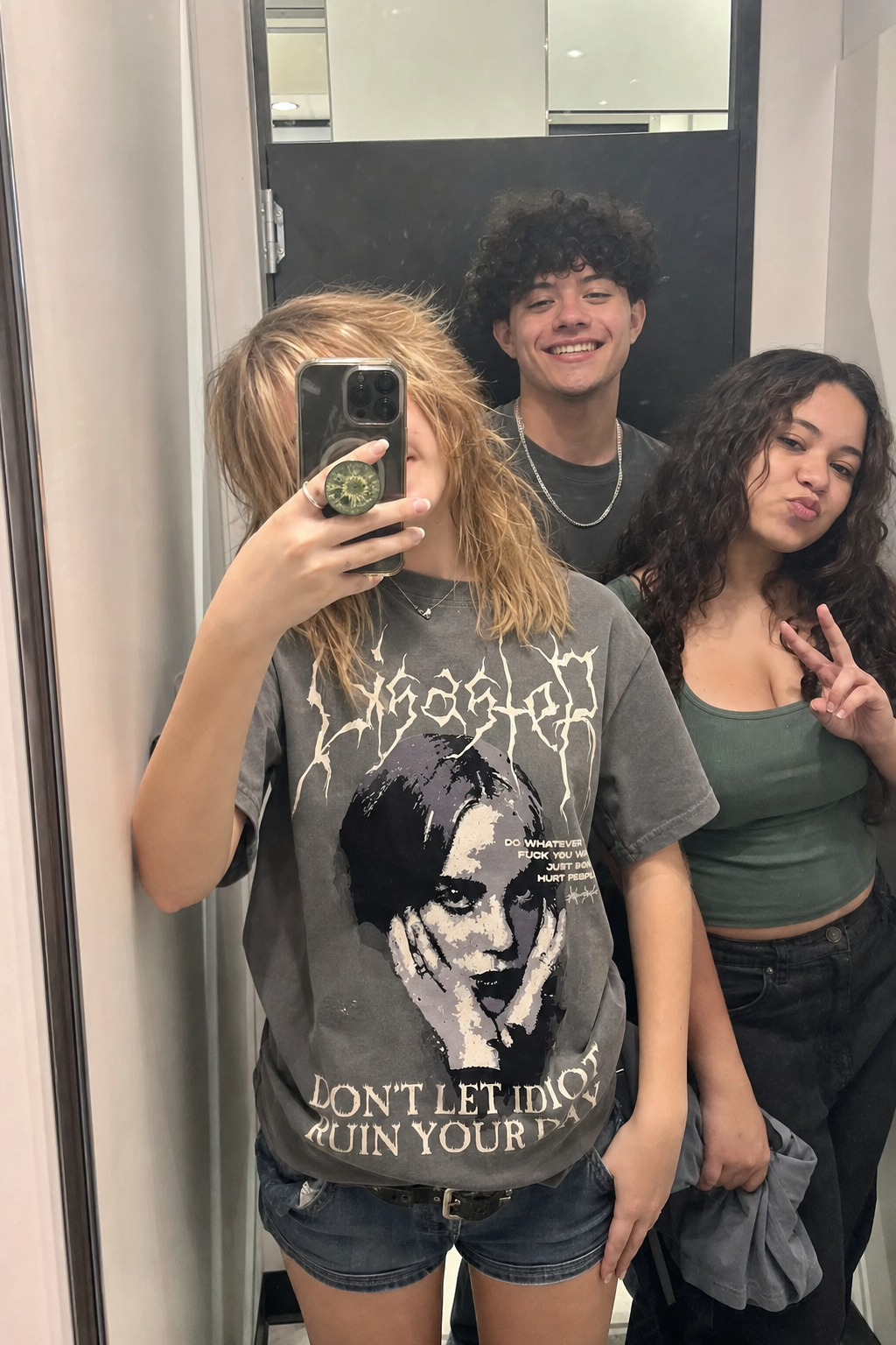 Fitting room UGC
